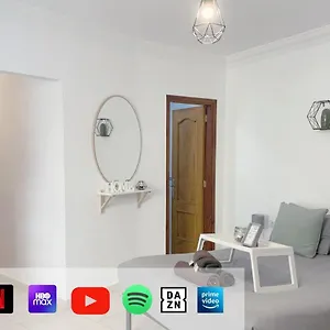 The Cozy Cristianos Appartement